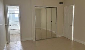 2815 NE 201st Ter L220, Aventura, FL 33180