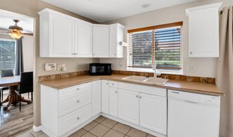 501 Dozer Ct, Benton City, WA 99320