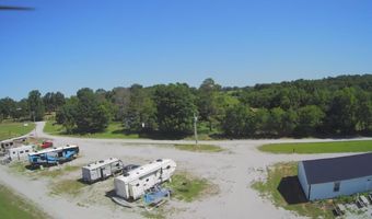 112 E Dade 22, Arcola, MO 65603