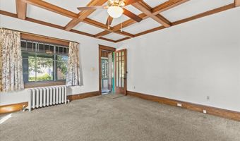 227 North Ave, Burlington, VT 05401