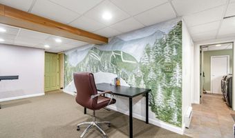13 Birchwood Cir, Bedford, NH 03110