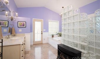 12 Riverview Dr, Bakersville, NC 28705