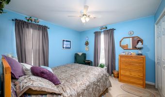 37 Hannah Lee Rd, Barnegat, NJ 08005