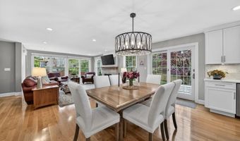 42 Windsor St, Jamestown, RI 02835