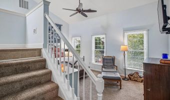 2408 GARNETT Dr, Alexandria, VA 22311