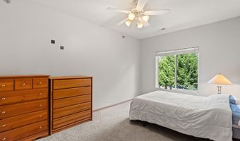 1107 NE 5th Ln 11, Ankeny, IA 50021