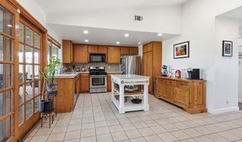 5731 Rainbow Hill Rd, Agoura Hills, CA 91301