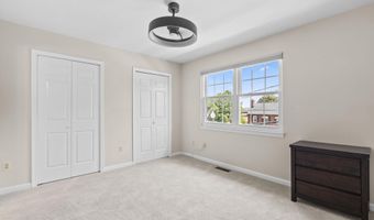 938 S ROLFE St, Arlington, VA 22204