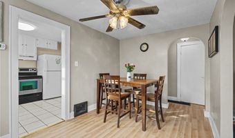 640 Plainfield Rd, Akron, OH 44312