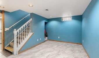 211 12th Ave SW, Austin, MN 55912