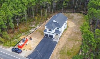 187 Grand Central Pkwy, Bayville, NJ 08721