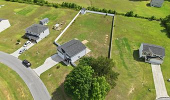 881 Ashbury Ln, Ayden, NC 28513
