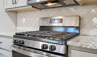 16504 Eden Dr, Athens, AL 35613