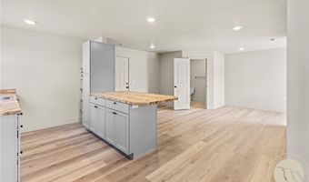 7212 White Pine Cir, Billings, MT 59106