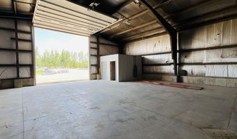 421 S 392nd Ave, Aberdeen, SD 57401
