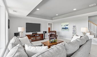 4313 Lakeview Ter, Basehor, KS 66007