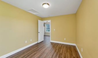 16 Palm Ln, Alton, NH 03809