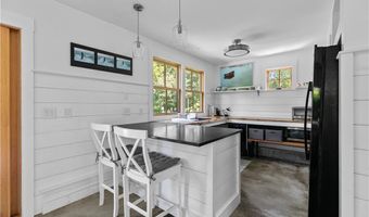 30 Battery Ln, Jamestown, RI 02835