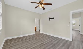123 ABERDEEN POND Dr, Apollo Beach, FL 33572