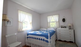 11 Tozier St, Belfast, ME 04915