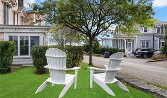 6 Cliff Ter, Newport, RI 02840