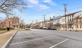 605 FRONT St, Delaware City, DE 19706
