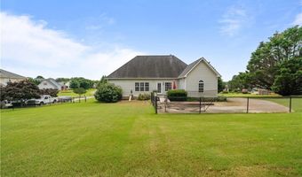 230 Hardwood Ct, Adairsville, GA 30103