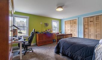 29 Dashney Rd, Burke, VT 05832