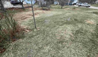 60 Cedar St, Berlin, NH 03570