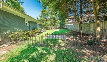 1323 Carolyn Dr, Charlotte, NC 28205
