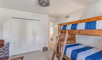 844 GLEN Dr, Bethany Beach, DE 19930