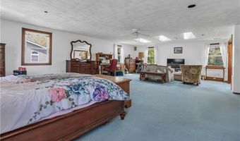 15 Driftwood Dr, Coventry, RI 02816