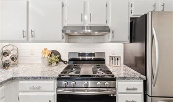 10350 Ash Rill Dr, Alpharetta, GA 30022