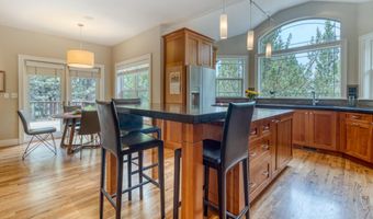3511 NW Braid Dr, Bend, OR 97703