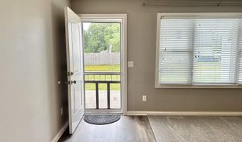 1917 Greyson Dr, Auburn, IN 46706