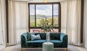 5090 Likini St 501, Honolulu, HI 96818