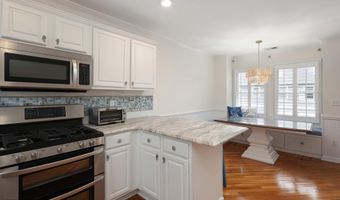 200 2nd Ave 14, Belmar, NJ 07719