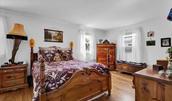 1688 North Ave, Burlington, VT 05408