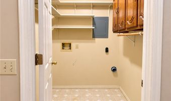 8 Weston Ln, Bella Vista, AR 72715
