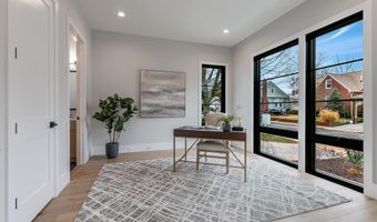 809 N KENMORE St, Arlington, VA 22201