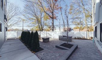 45 Spring St 12A, Boston, MA 02132
