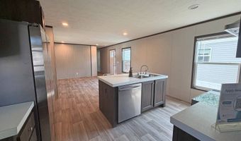 5885 Lavey Ln 90, Baker, LA 70714