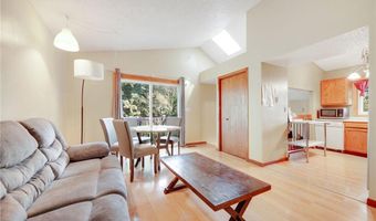 885 70th Ave N, Brooklyn Center, MN 55430