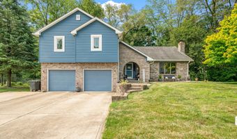 5627 Springhollow Ct, Avon, IN 46123