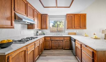 1309 Rimrock Dr, Escondido, CA 92027