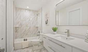 5805 MASSACHUSETTS Ave, Bethesda, MD 20816