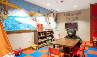 100 Bachelor Ridge Rd 3305, Avon, CO 81620