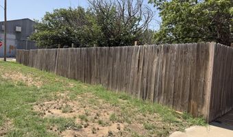 106 E 14th St, Abernathy, TX 79311