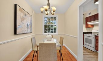 2736 ORDWAY St NW 3, Washington, DC 20008