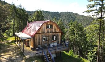 2394 Galls Creek Rd, Central Point, OR 97502